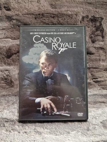James bond 007 - james,
