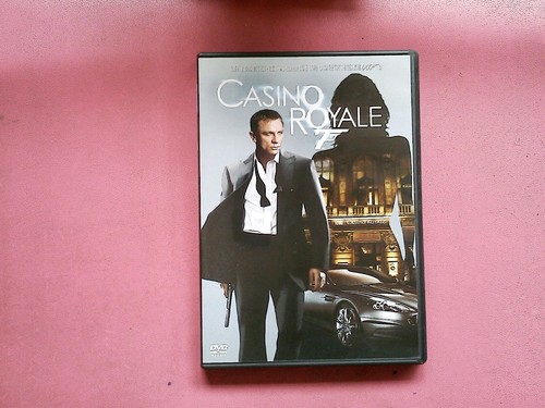 James bond 007 casino - james,